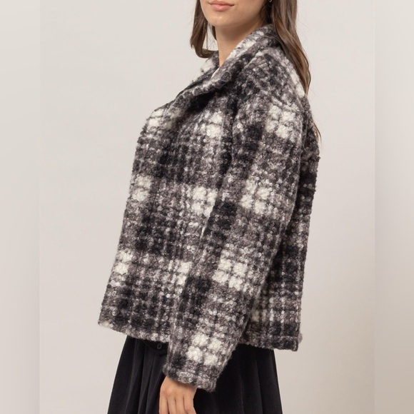 NWT HYFVE Black 90s Plaid Textured Cropped Boucle Jacket Coat - Picture 4 of 6
